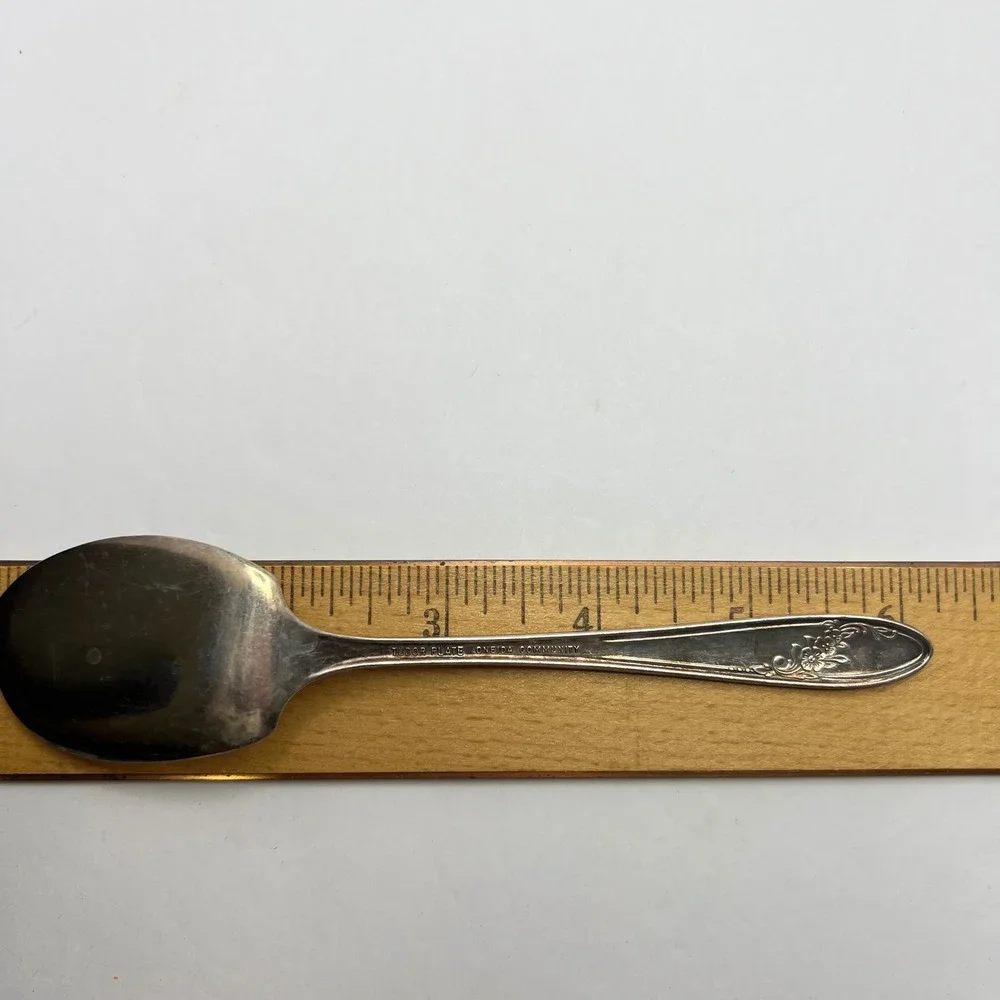 Oneida Community Queen Bess II Tudor Silverplate Solid Jelly Server Vtg 1940s